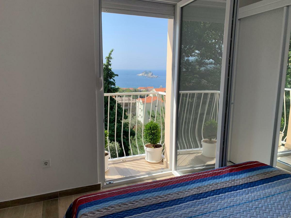 Seahaven * Petrovac
